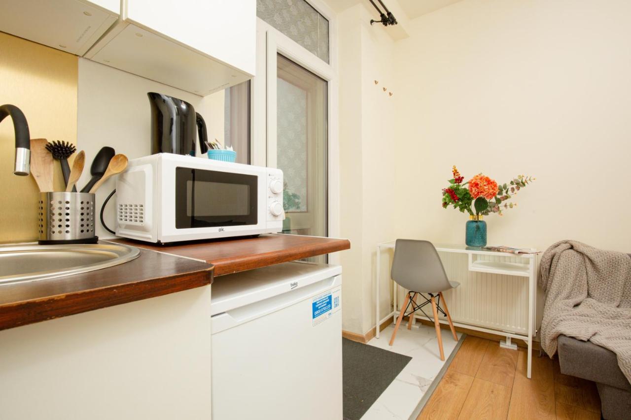Micro Apartment Miaczynska By Noclegi Renters Warsaw Exterior photo